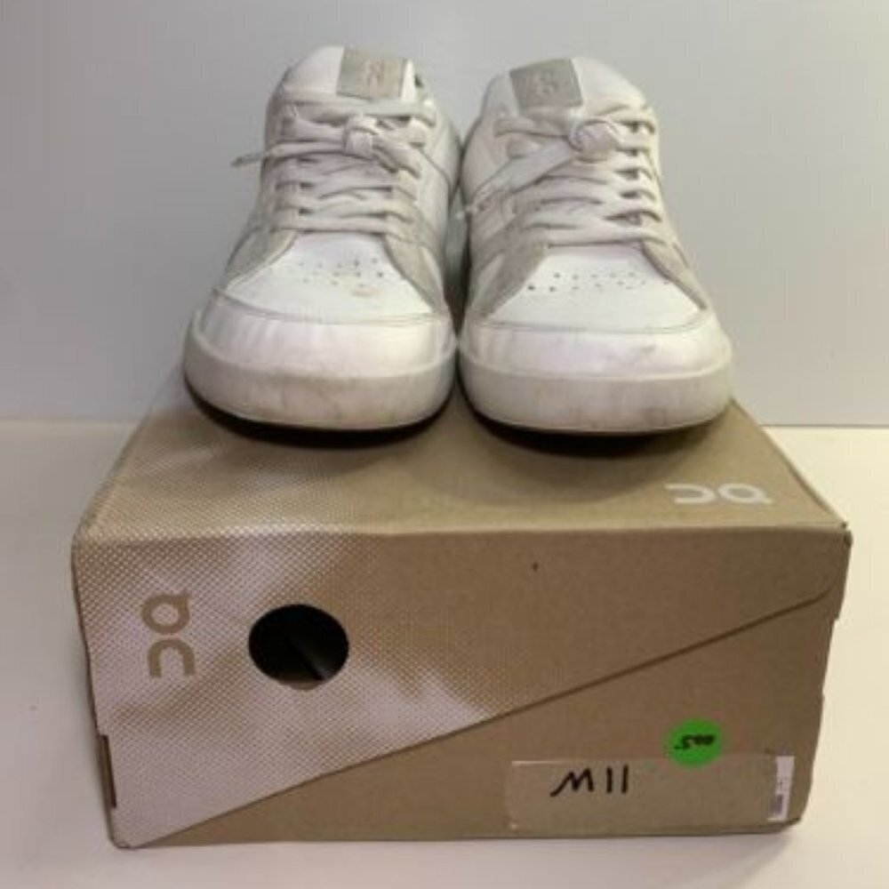 On Running White Athletic Shoes Minimalist Design